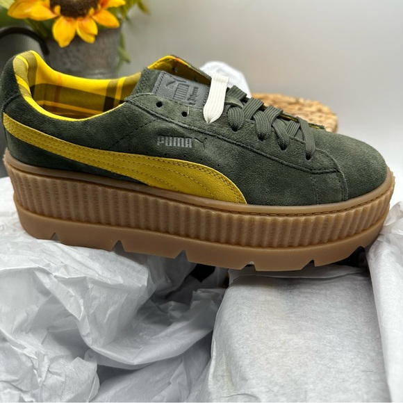 Puma Shoes - Puma x Rihanna Fenty Cleated Creeper Lace-Up Suede Leather Womens Trainers